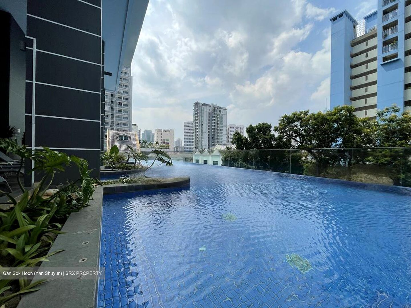 Cradels (D12), Apartment #484278171